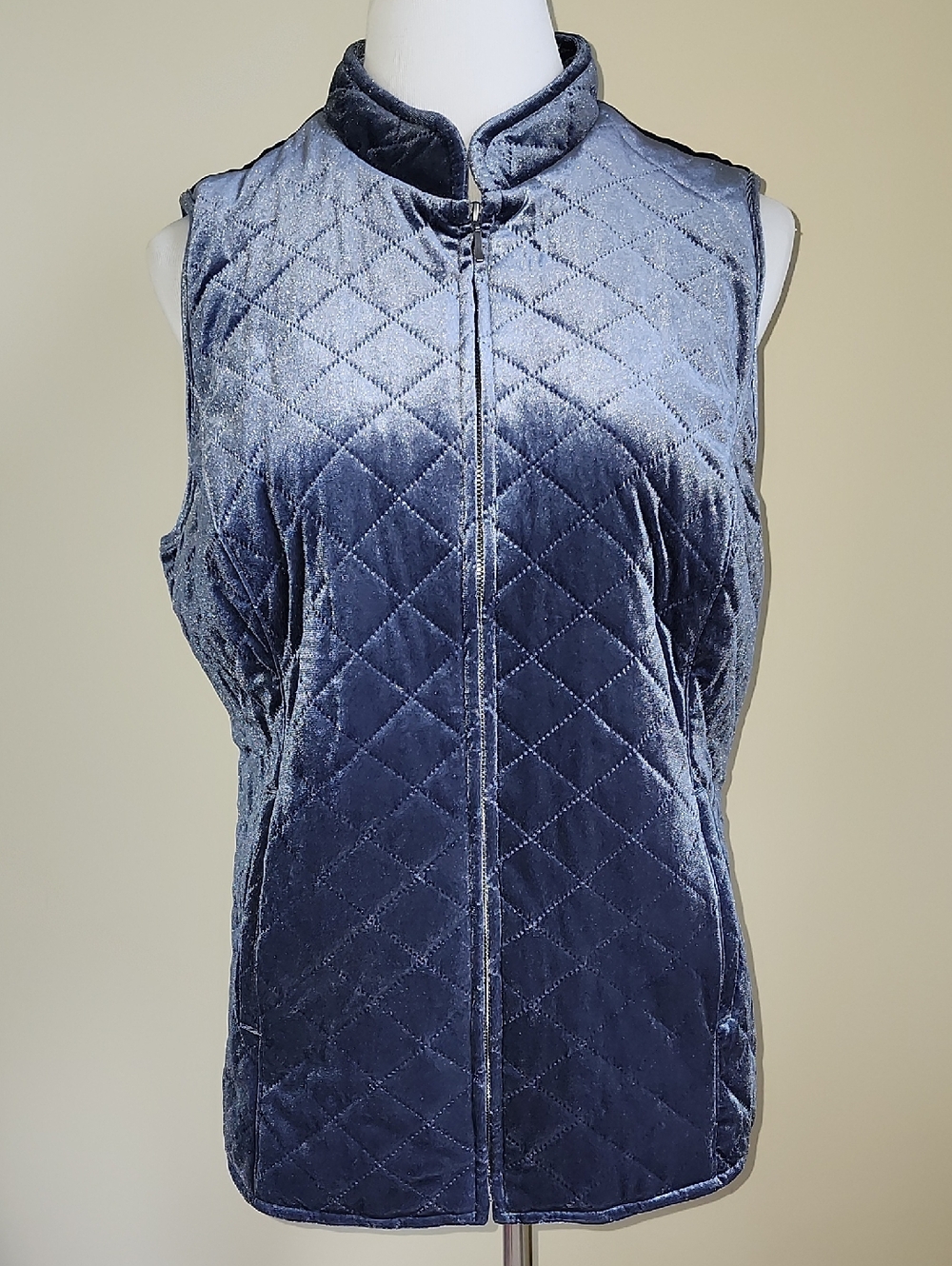Chico's Blue Quilted Velvet Vest Large (Size 2)